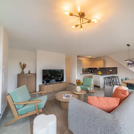 Halternative Muscari アパート *