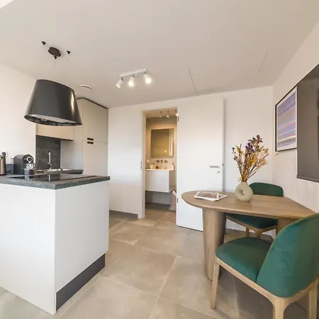 アパート Halternative Muscari *